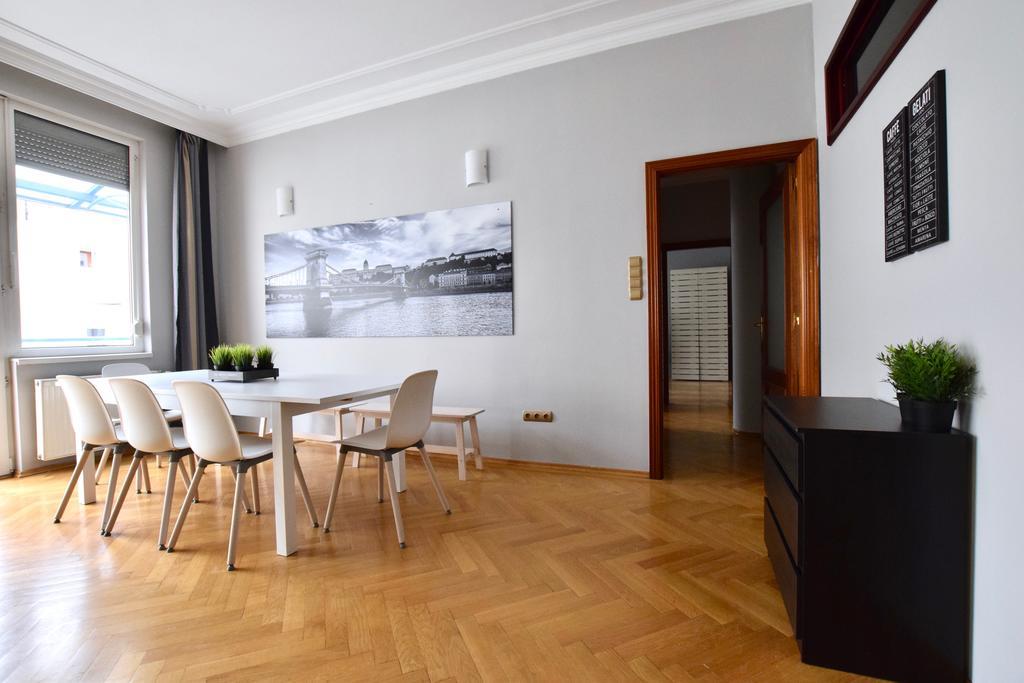 Standerd Apartment By Hi5 - Lovag Family Suites ブダペスト エクステリア 写真