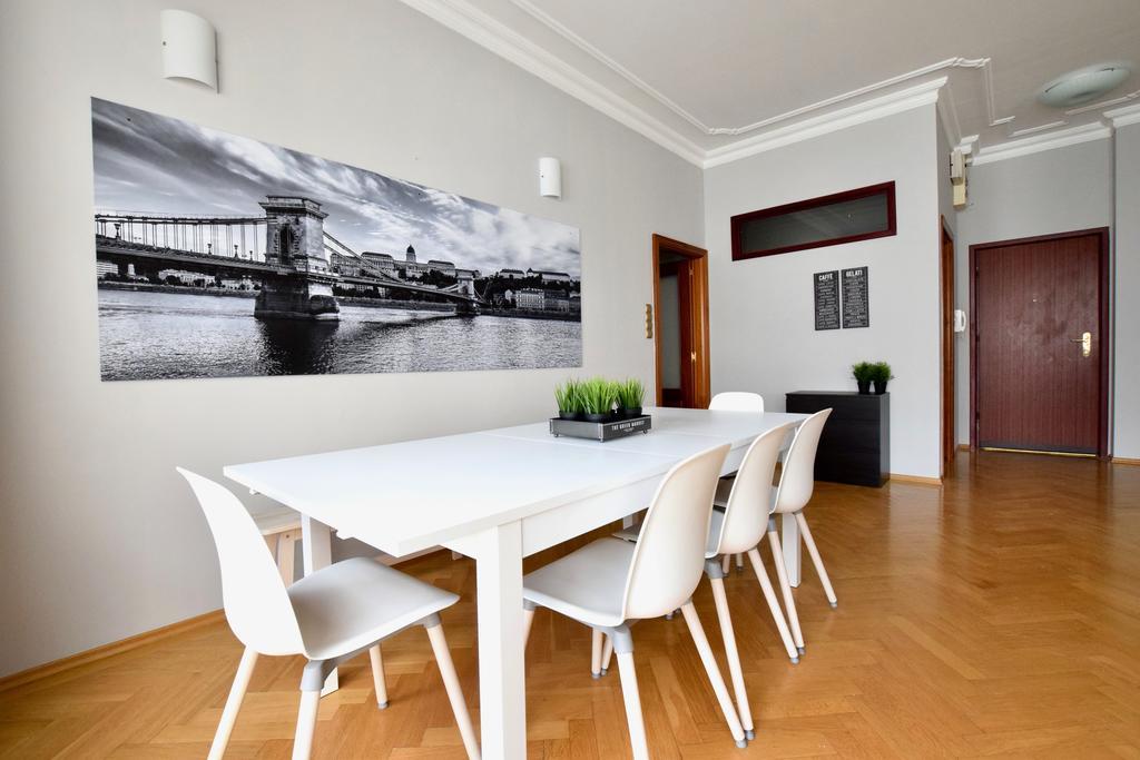 Standerd Apartment By Hi5 - Lovag Family Suites ブダペスト エクステリア 写真